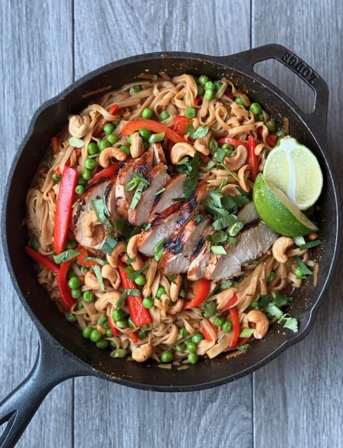 GRILLED CHICKEN PAD THAI