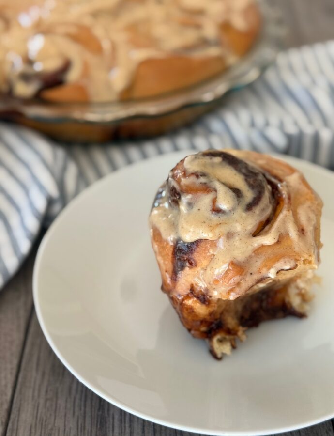 SOURDOUGH CINNAMON ROLLS